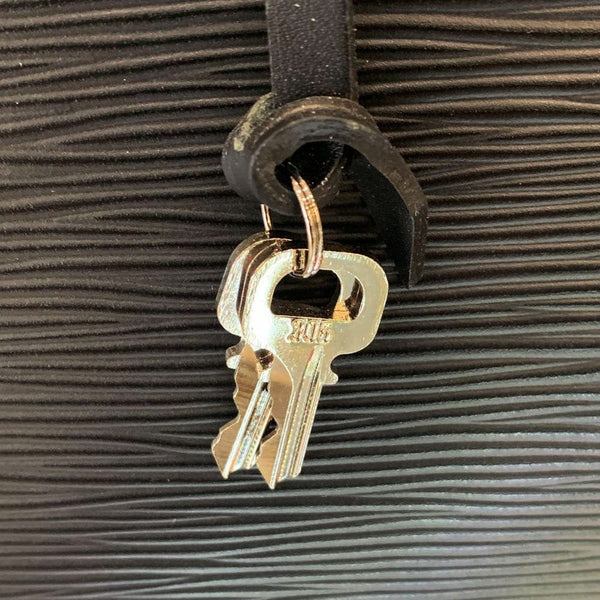 LOUIS VUITTON Alma GM Epi Leather Satchel Bag Black