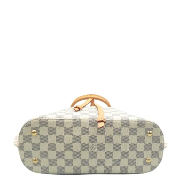 LOUIS VUITTON Girolata Shoulder Bag White lower look