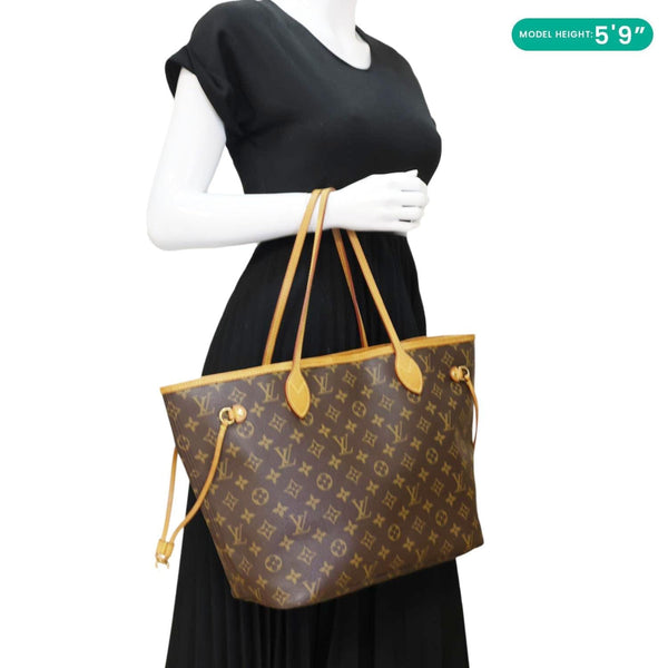 LOUIS VUITTON Neverfull MM Monogram Canvas Tote Bag Brown