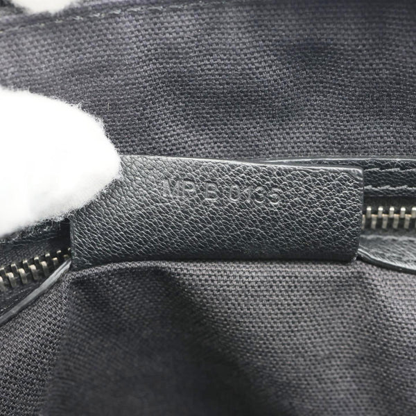 GIVENCHY Antigona Medium Sugar Goatskin Leather Shoulder Bag Black