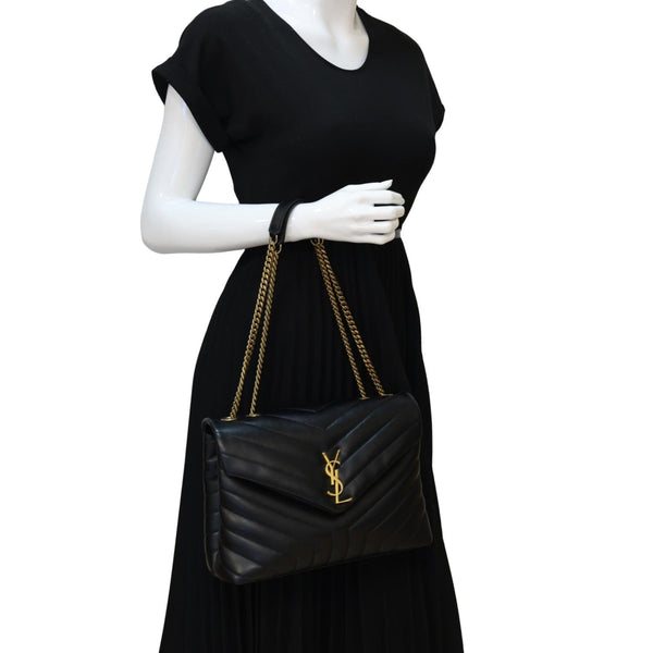 YVES SAINT LAURENT Loulou Large Matelasse Leather Chain Shoulder Bag Black