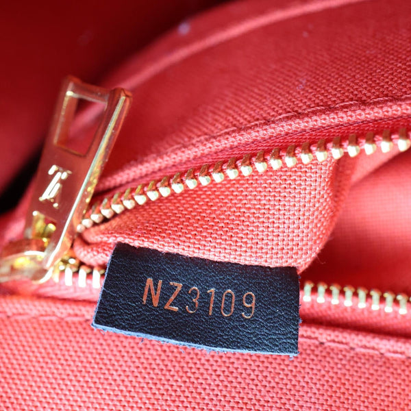 LOUIS VUITTON Onthego GM Giant Monogram Reverse Canvas Tote Bag Brown