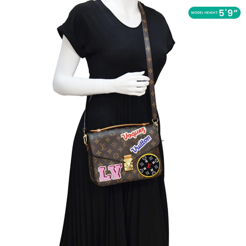 LOUIS VUITTON Metis Pochette Patches Monogram Canvas Crossbody Bag Brown