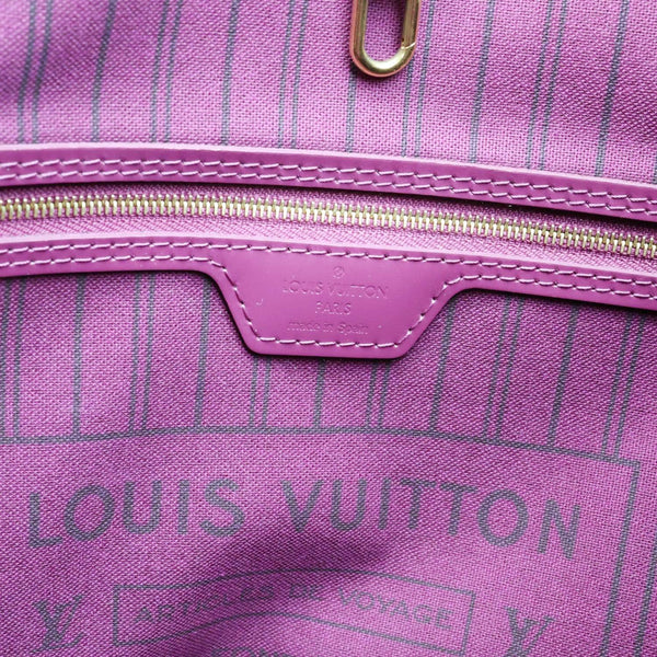 LOUIS VUITTON Neverfull MM Totem Monogram Canvas Shoulder Bag Magenta