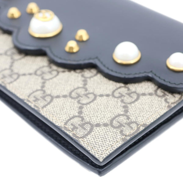 GUCCI Peony Pearly Mini GG Supreme Canvas Wallet on Chain Beige 431478