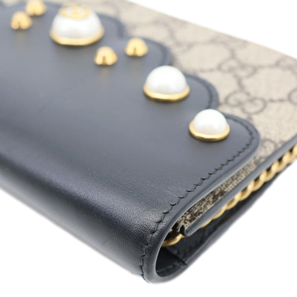 GUCCI Peony Pearly Mini GG Supreme Canvas Wallet on Chain Beige 431478