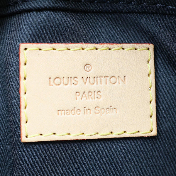 LOUIS VUITTON Santa Monica Monogram Vernis Leather Shoulder Bag Black