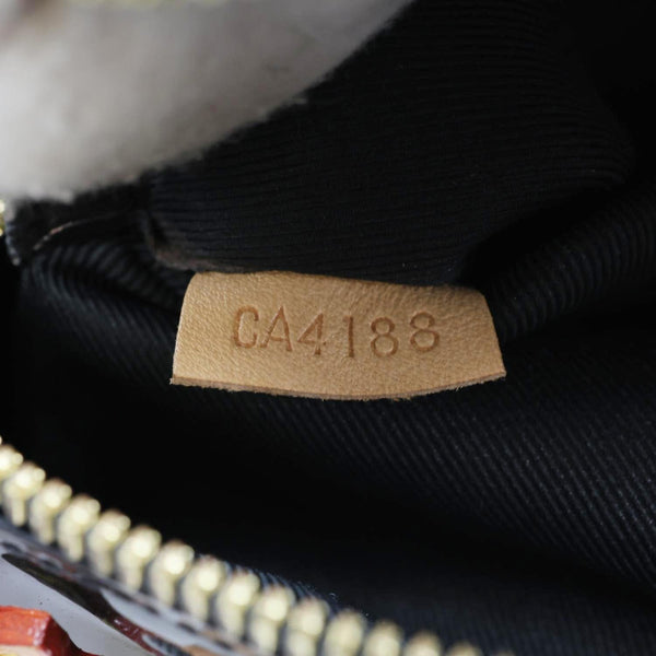 LOUIS VUITTON Santa Monica Monogram Vernis Leather Shoulder Bag Black