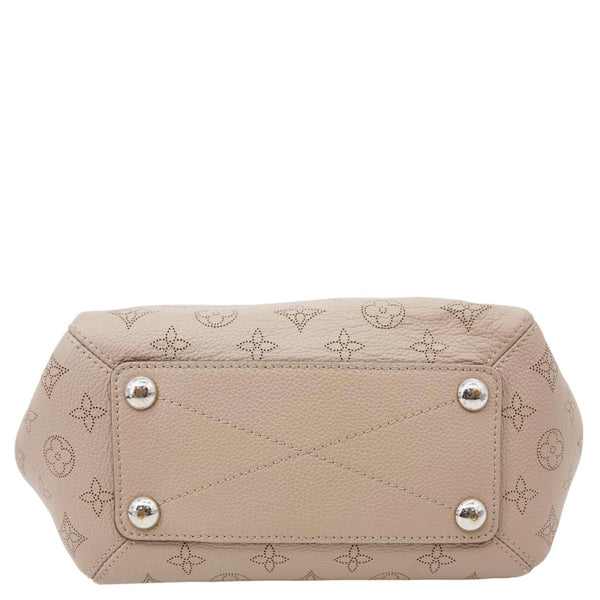 LOUIS VUITTON Babylone BB Mahina Leather Chain Shoulder Bag Galet