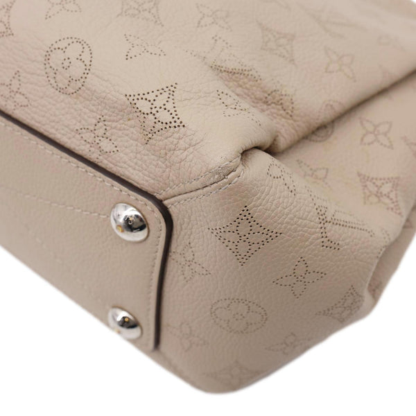 LOUIS VUITTON Babylone BB Mahina Leather Chain Shoulder Bag Galet