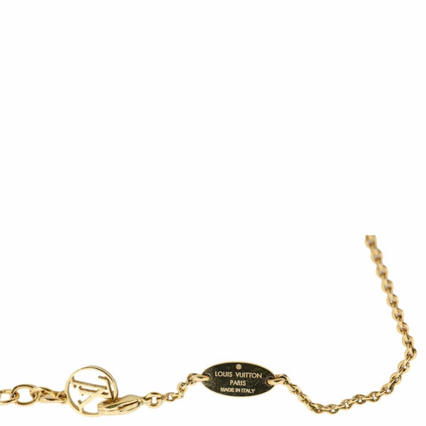 LOUIS VUITTON Essential V Metal Necklace Gold