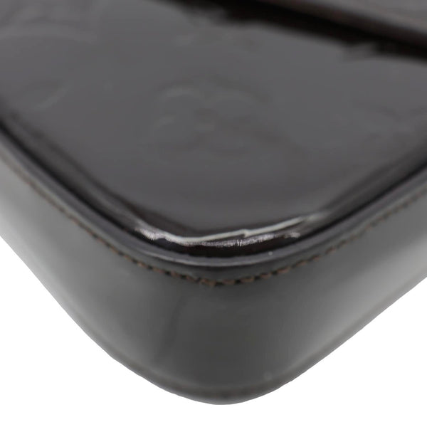 LOUIS VUITTON Felicie Pochette Monogram Vernis Shoulder Bag Amarante