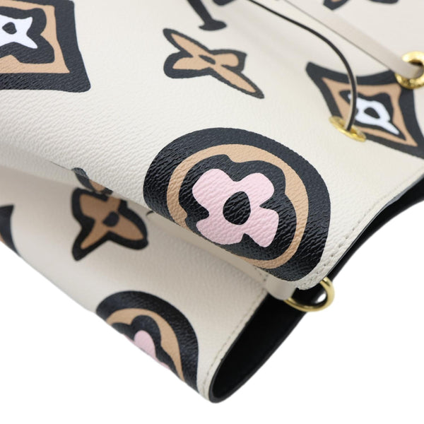 LOUIS VUITTON NeoNoe MM Wild At Heart Monogram Canvas Shoulder Bag Cream