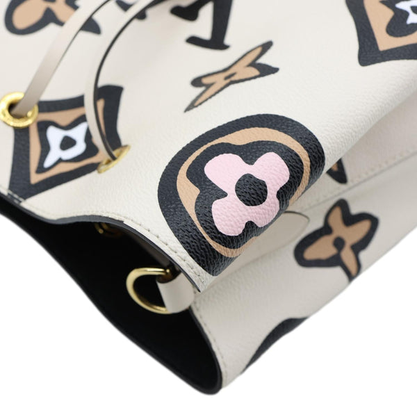 LOUIS VUITTON NeoNoe MM Wild At Heart Monogram Canvas Shoulder Bag Cream
