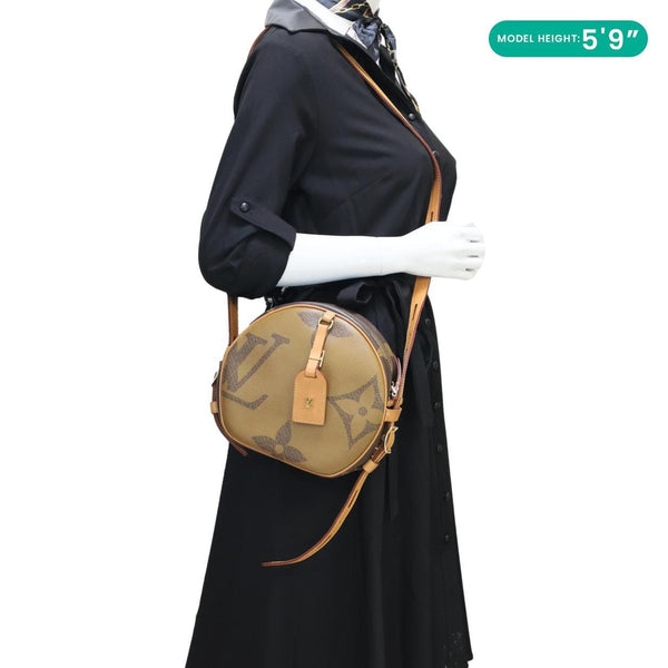 LOUIS VUITTON Boite Chapeau Souple Reverse Monogram Canvas Shoulder Bag Brown