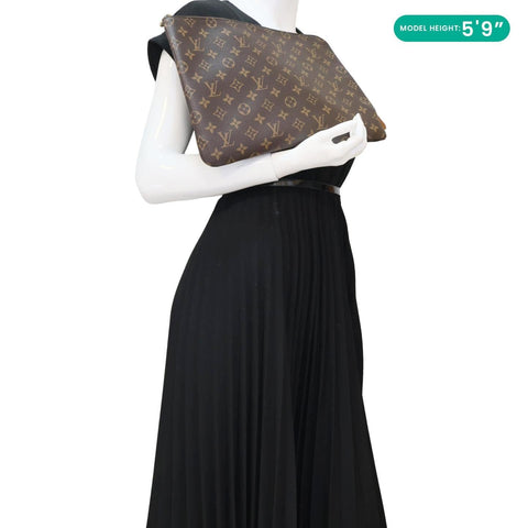 LOUIS VUITTON Etui Voyage MM Monogram Canvas Pouch Bag Brown