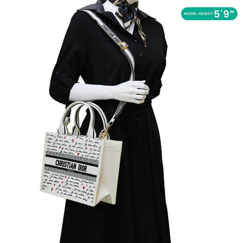 CHRISTIAN DIOR Book Small Dioramour Je Vous Adore Embroidered Canvas Tote Bag White