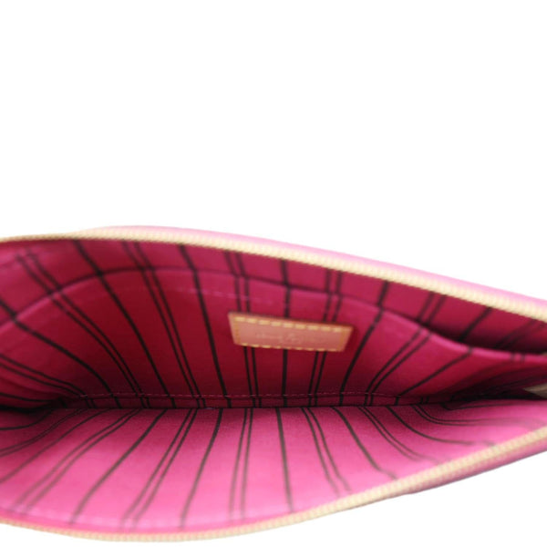 LOUIS VUITTON Neverfull Wristlet Monogram Canvas Pouch Brown