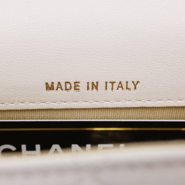 CHANEL Pearl Crush Flap Quilted Lambskin Leather Clutch With Chain White