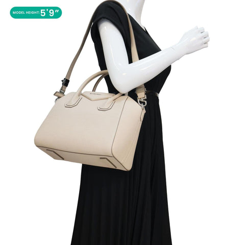 GIVENCHY Antigona Small Leather Shoulder Bag Cream