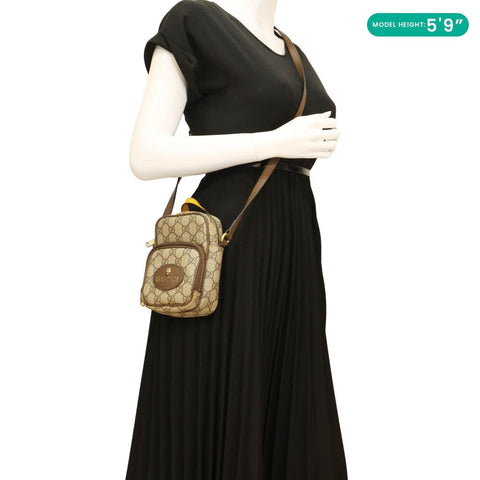 Gucci Neo Vintage Mini GG Supreme Beige Crossbody Bag - Model Carrying