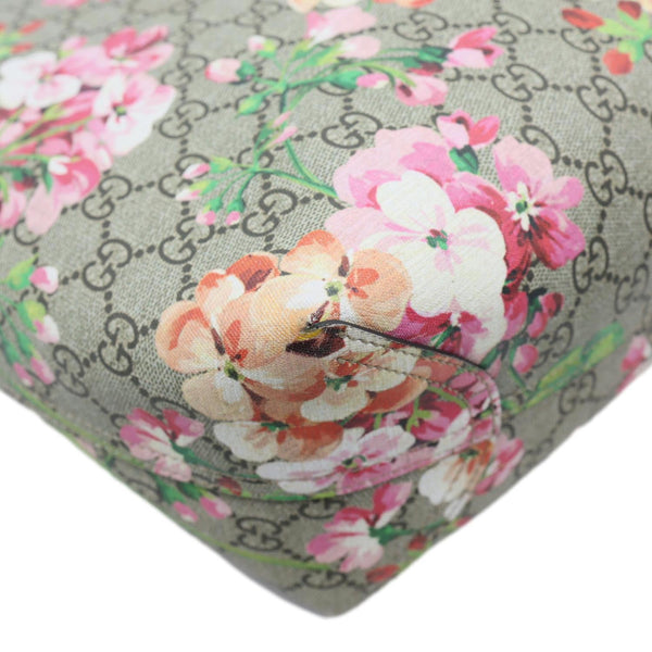 GUCCI Blooms GG Supreme Floral Tote Bag Dry Rose 368568