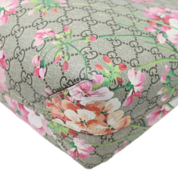 GUCCI Blooms GG Supreme Floral Tote Bag Dry Rose 368568