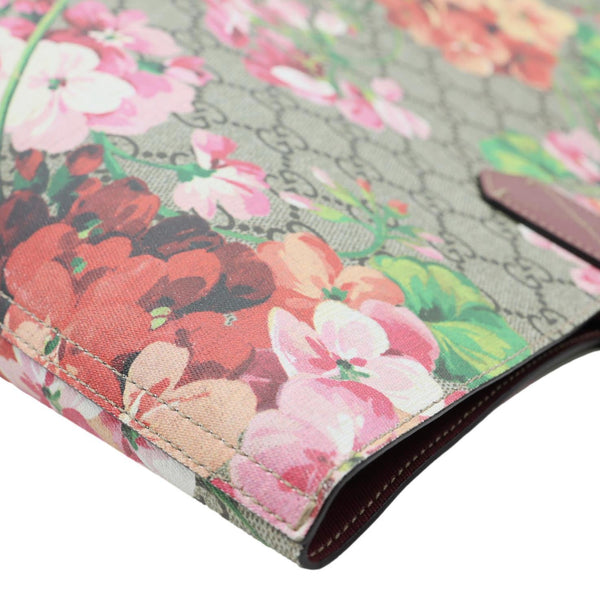 GUCCI Blooms GG Supreme Floral Tote Bag Dry Rose 368568
