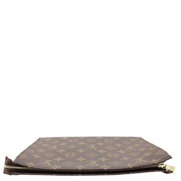 LOUIS VUITTON Toiletry Pouch 26 Monogram Canvas Clutch Brown