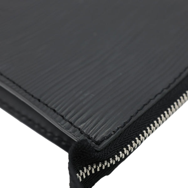 LOUIS VUITTON Pochette Accessoires Epi Leather Shoulder Bag Noir Black