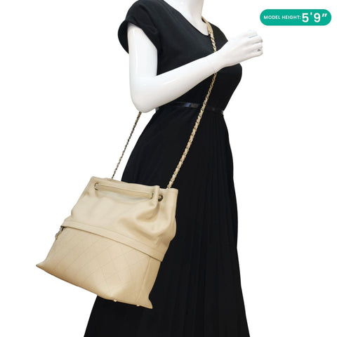 CHANEL Zip Carry Crumpled Grained Calfskin leather Shopping Tote Bag Beige