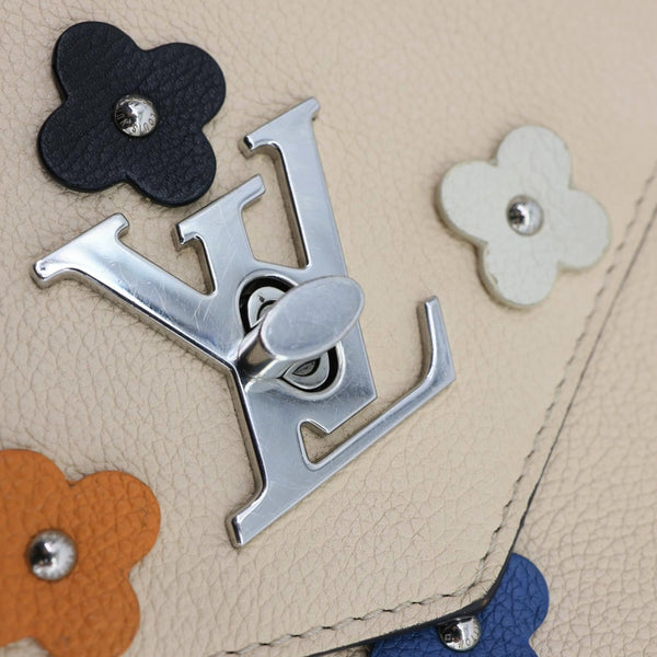 LOUIS VUITTON MyLockMe Fleurs BB Leather Chain Shoulder Bag Cream