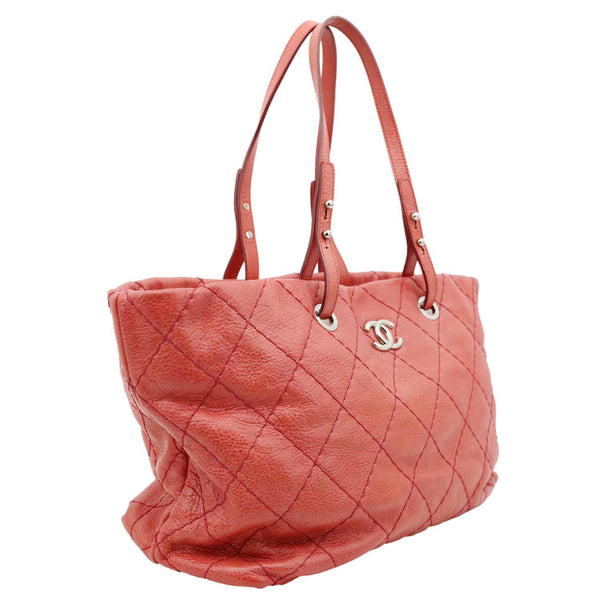 CHANEL On The Road Large Glazed Quilted Calfskin Leather Tote Bag Red