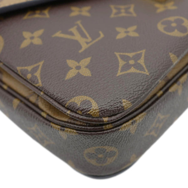 LOUIS VUITTON Metis Pochette Reverse Monogram Canvas Crossbody Bag Brown