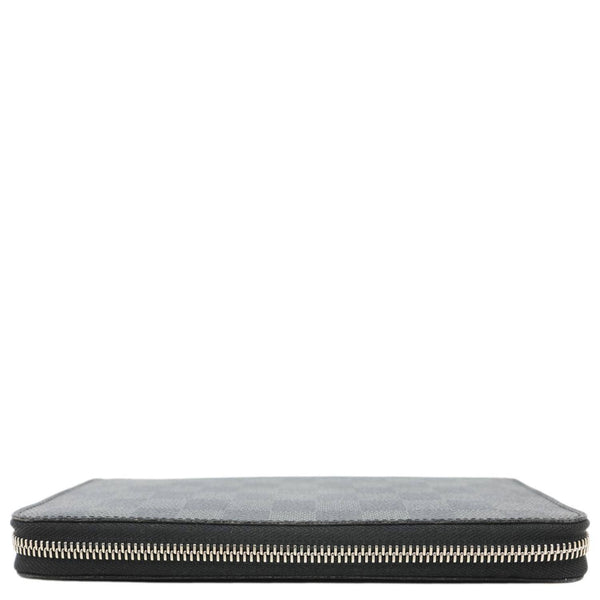 LOUIS VUITTON Damier Graphite Zippy Wallet Black