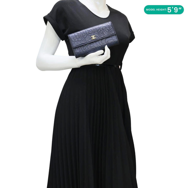 CHANEL Camellia Gusset Flap Embossed Lambskin Leather Wallet Navy Blue