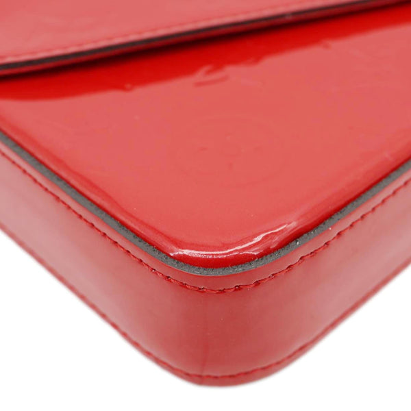 LOUIS VUITTON Felicie Pochette Monogram Vernis Crossbody Bag Red