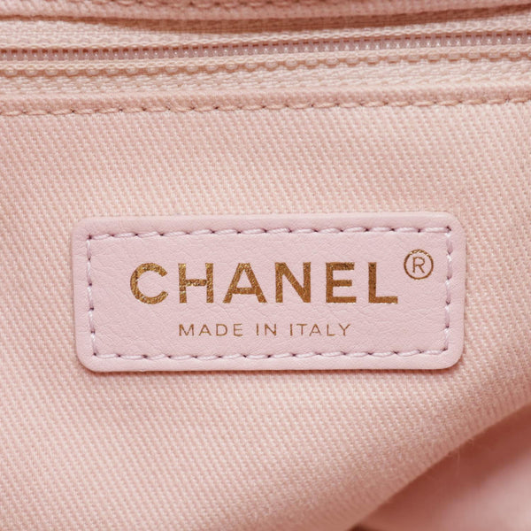 CHANEL Deauville Lurex Boucle Drawstring Bag Pink