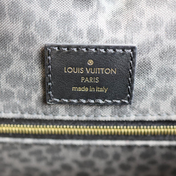 LOUIS VUITTON Onthego GM Wild At Heart Monogram Giant Canvas Tote Bag Black