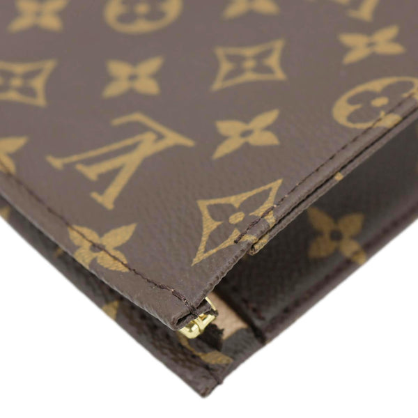 LOUIS VUITTON Toiletry Pouch 26 Monogram Canvas Clutch Brown