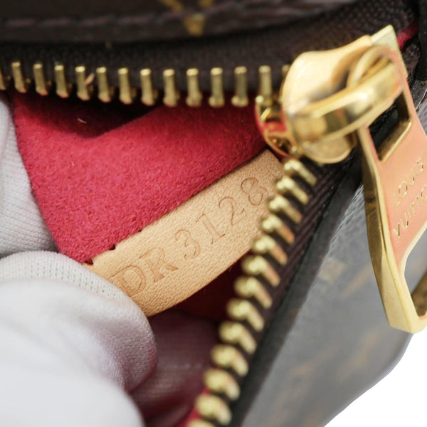 LOUIS VUITTON Metis Pochette Patches Monogram Canvas Crossbody Bag Brown