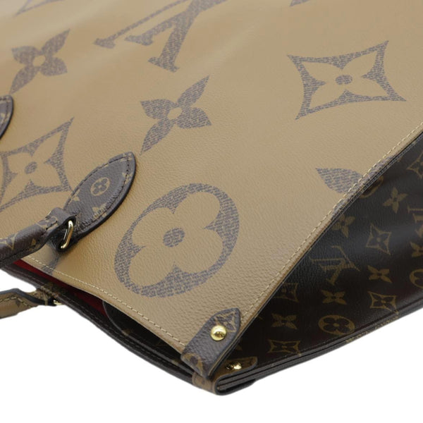 LOUIS VUITTON Onthego GM Giant Monogram Canvas Tote Bag Brown