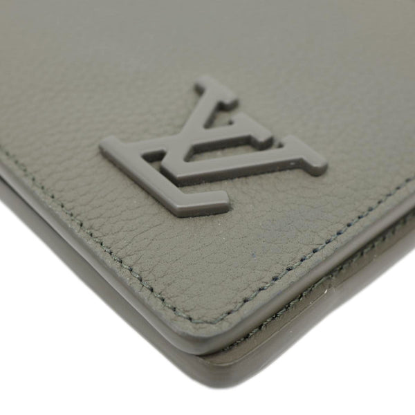 LOUIS VUITTON Multiple Wallet Aerogram Grained Calfskin Leather Clutch Green