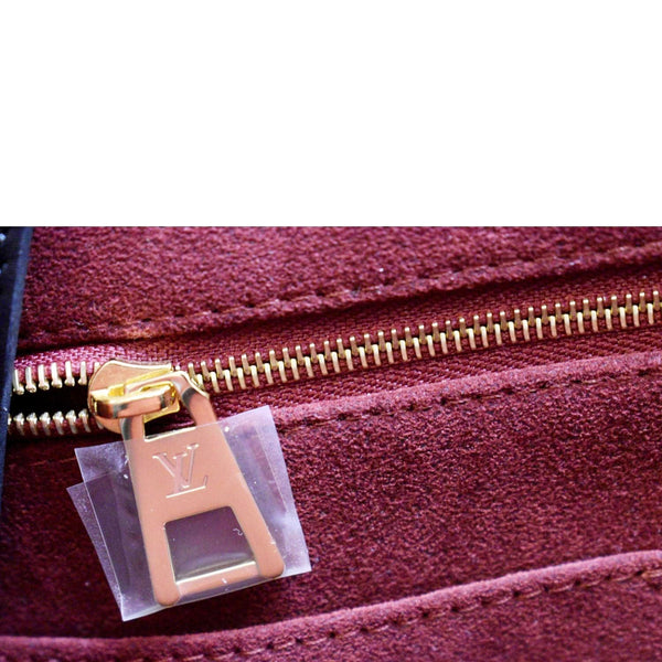 LOUIS VUITTON Onthego MM Giant Monogram Leather Tote Bag Black/Bicolor