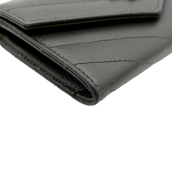 YVES SAINT LAURENT Flap Grain De Poudre Wallet Olive Green