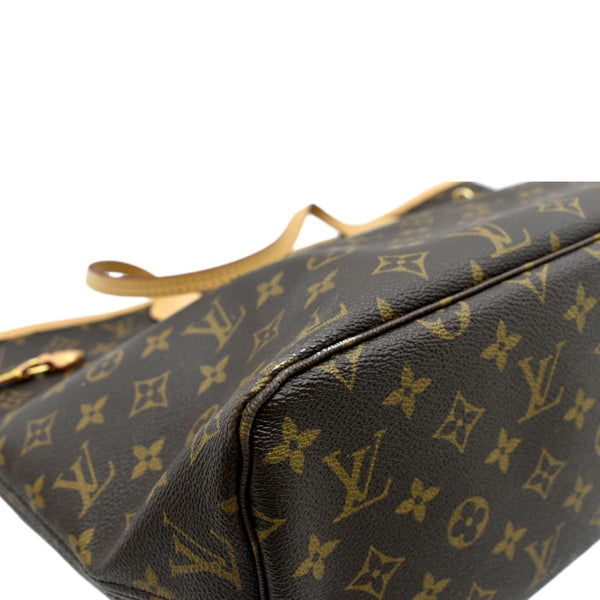 LOUIS VUITTON Neverfull MM Monogram Canvas Tote Bag Brown