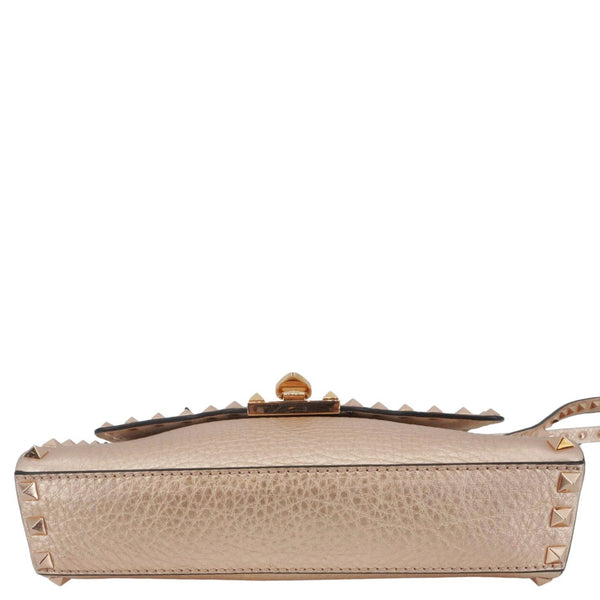VALENTINO Garavani Rockstud Medium Pebbled Calfskin Leather Crossbody Golden