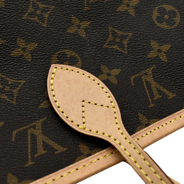 LOUIS VUITTON Neverfull MM Monogram Canvas Tote Bag Brown
