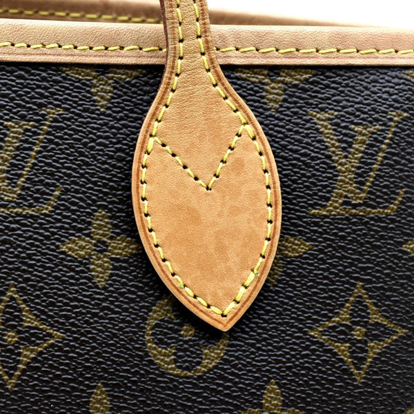 LOUIS VUITTON Neverfull MM Monogram Canvas Tote Bag Brown