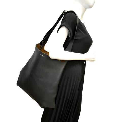 BURBERRY Medium Grommet Smooth Calfskin Hobo Bag Black